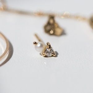 Catbird mini Pearl and Diamond Earring